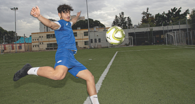 חולם על ברצלונה. רז זרבאילוב