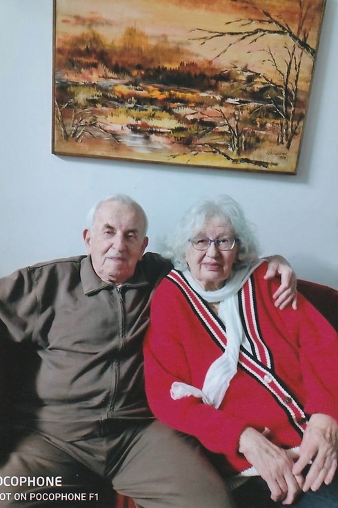 מנחם יוסוביץ' ואשתו ברכה ז"ל