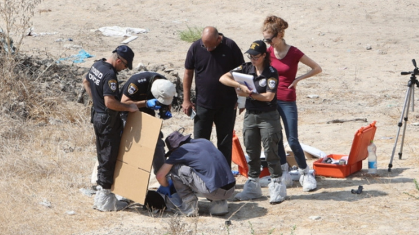 חוקרי מז"פ בזירה