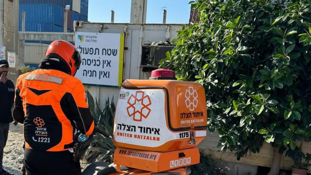 פועל נהרג בתאונת עבודה במפעל בחיפה